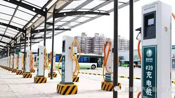 充电设施建设“十问十答” 停车位建桩可免审批