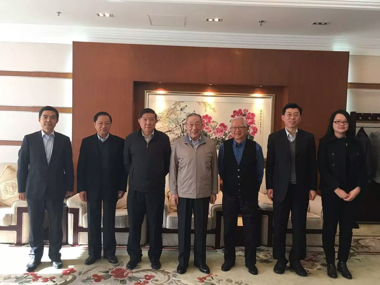 李岚清同志听取中国电动汽车百人会工作汇报